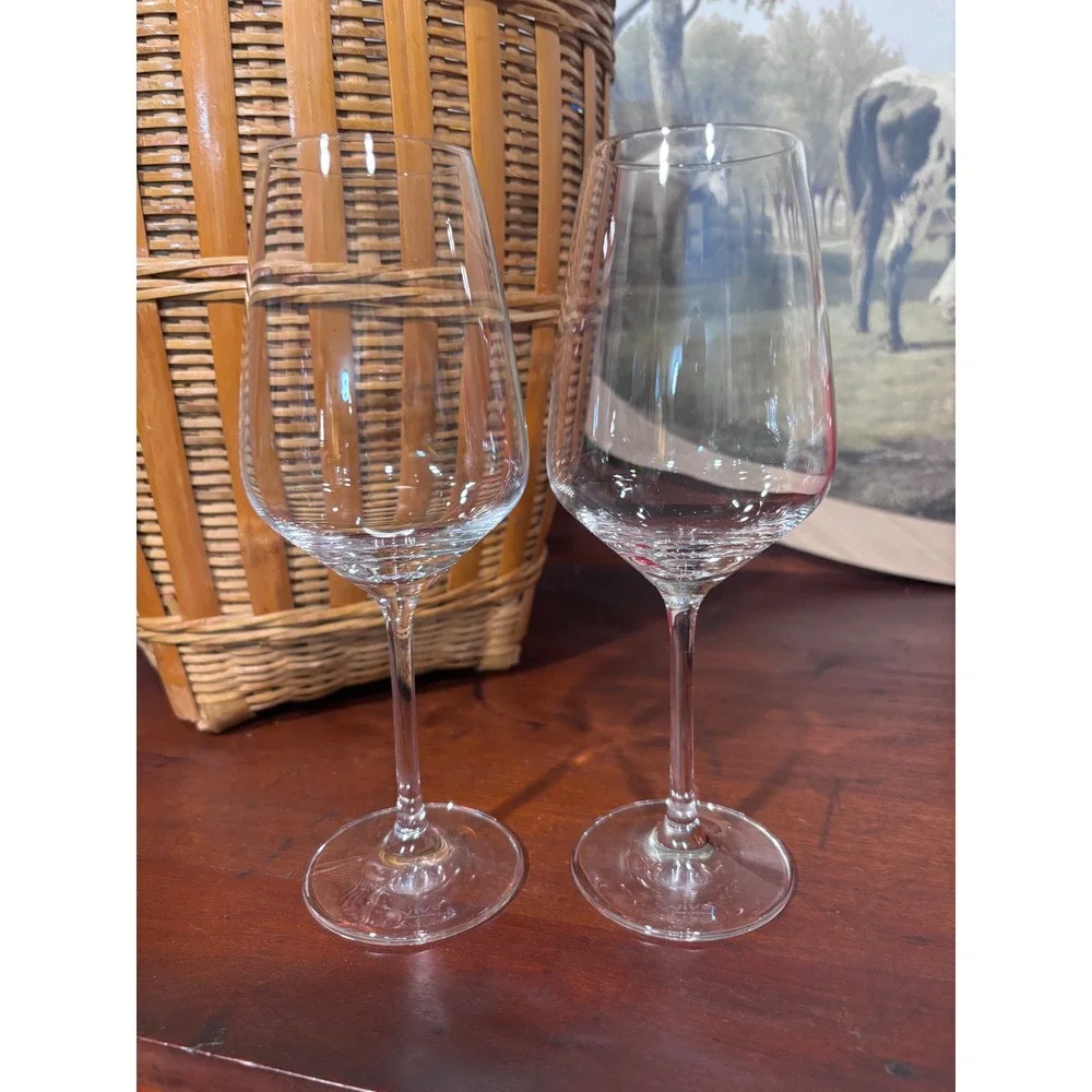 Villeroy & Boch Vivo Red Wine Glasses Set of 2 Clear Glass Long Stem